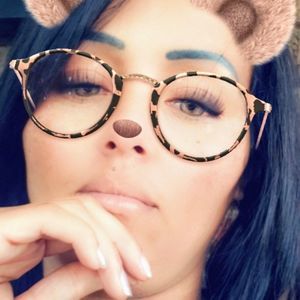 Meet your Posher, Dorka